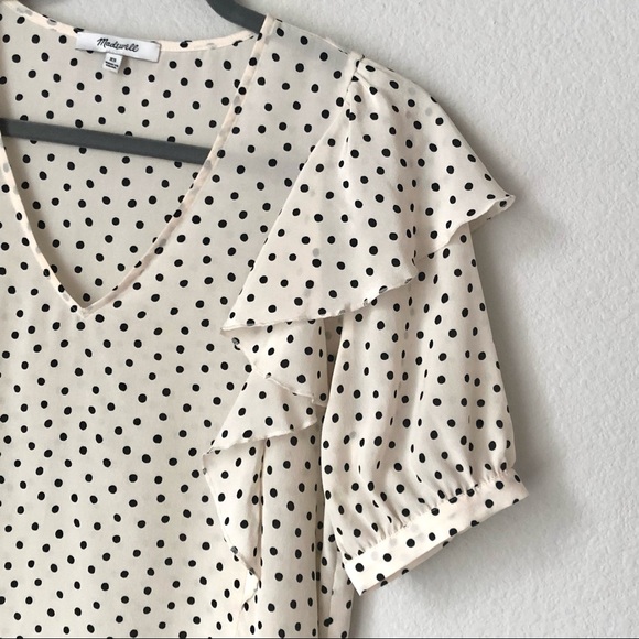 \Madewell\• V-Neck Silk Ruffle Top - Picture 3 of 16